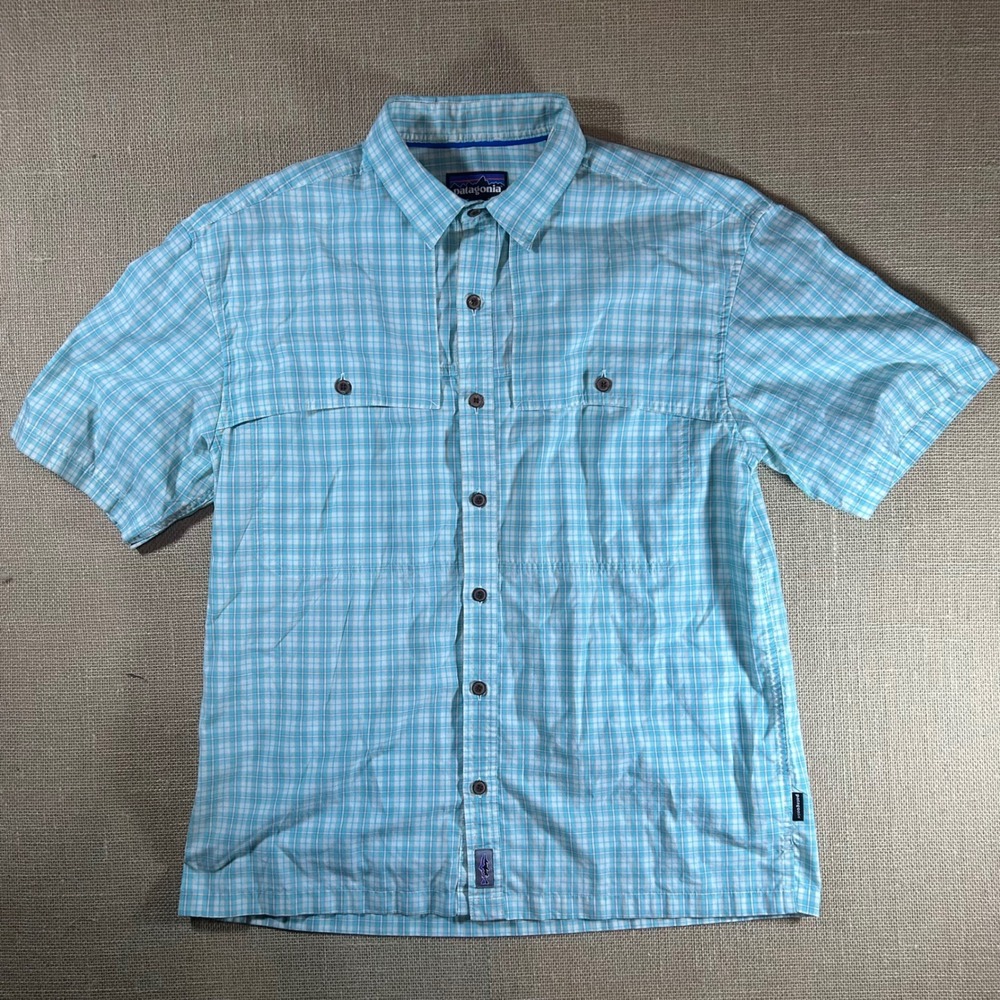 Patagonia Mens M Sol Patrol Short Sleeve Fishing Shirt Blue Plaid Vent 52136